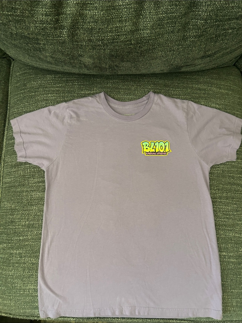 Baseball Lifestyle Boys XL BL101 Lavender Short Sleeve Tee w/ back graphic